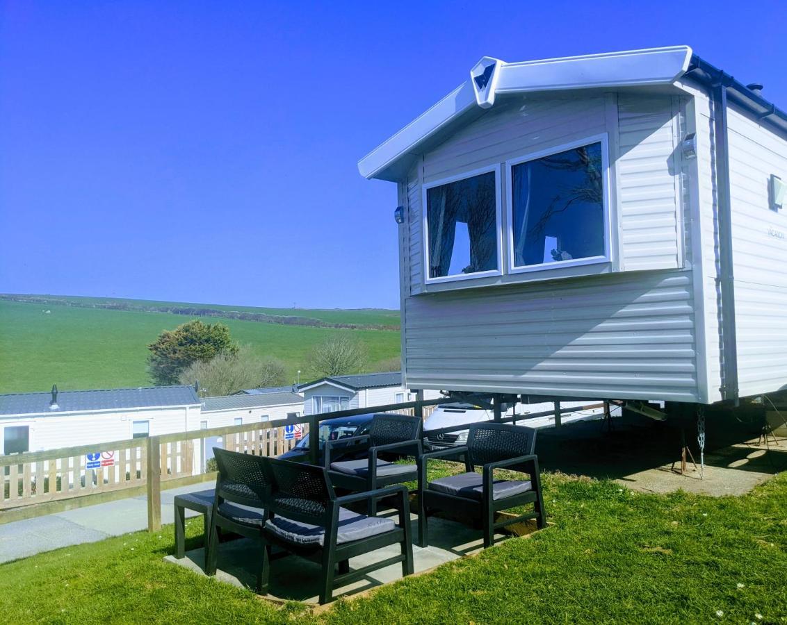 4 Berth Couples And Family Caravan In Beautiful Newquay Bay Resort Exterior foto